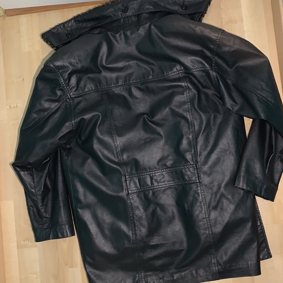 DANIER Leather Jacket w/ removable Sherpa insulation vest & collar - Picture 6 of 14